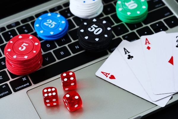 986slot VIP Program Diamond Level Myanmar ကစားသူ Exclusive Cashback Reward ရနေသောမြင်ကွင်း